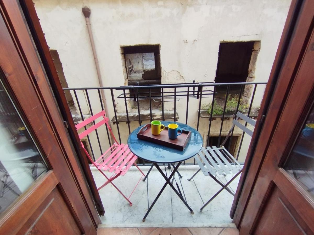 Apartment By The Market Palermo Eksteriør bilde