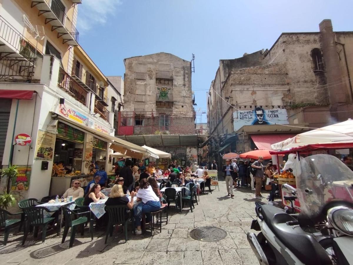 Apartment By The Market Palermo Eksteriør bilde
